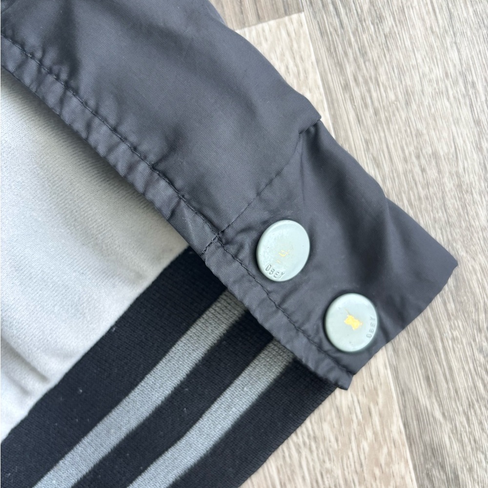 Obey Varsity Posse Black and White Jacket Sz.M - Picture 6 of 10